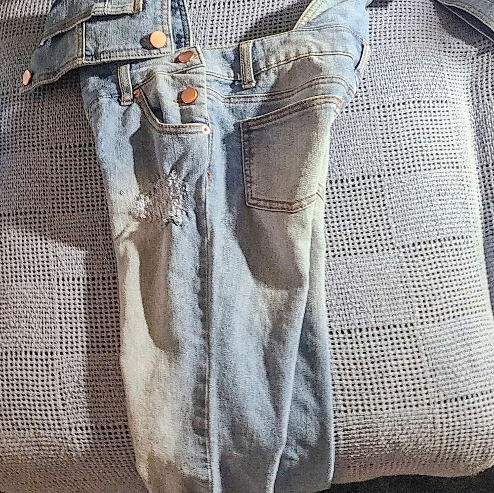 Overalls - Picture 3 of 4